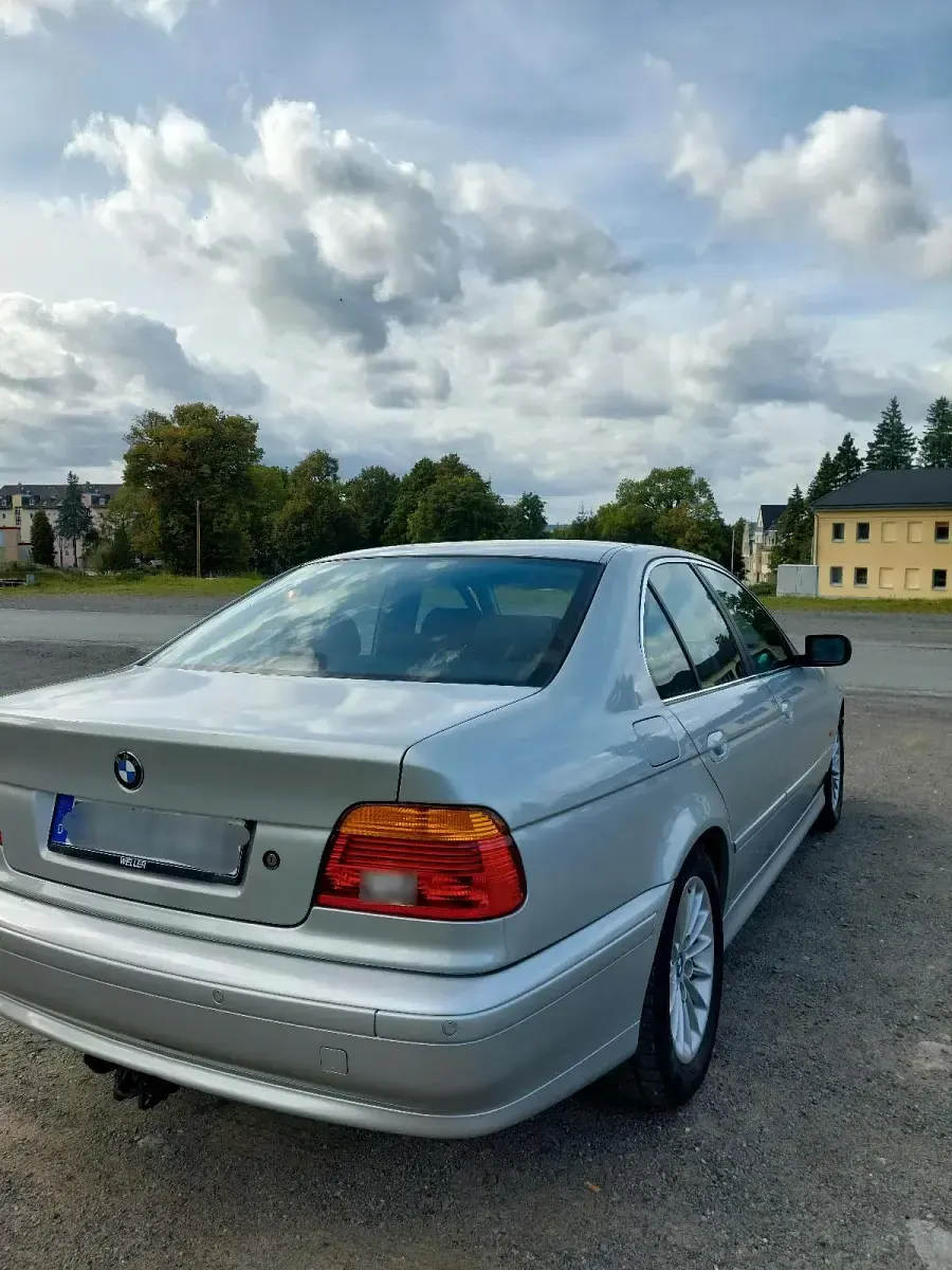 Gebraucht BMW 520 170 PS (125 kW) 2003 Silber Limousine