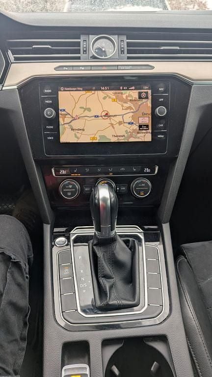 Gebraucht VW Passat Highline 150 PS (110 kW) 2017 Schwarz Kombi