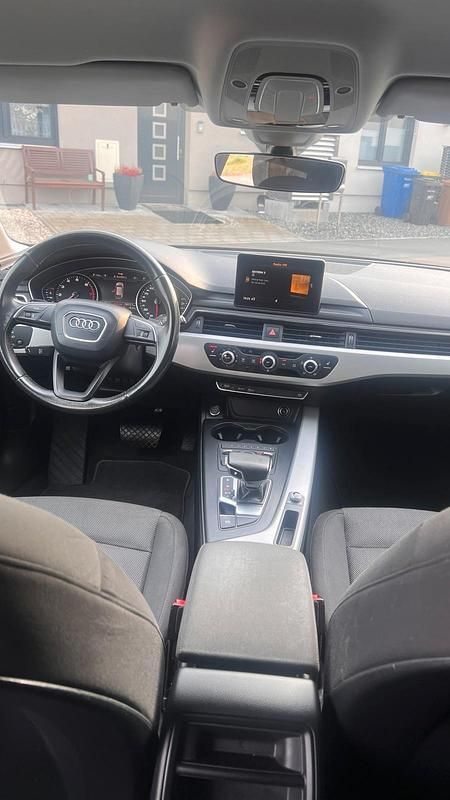 Gebraucht Audi A4 190 PS (139 kW) 2015 Schwarz Kombi