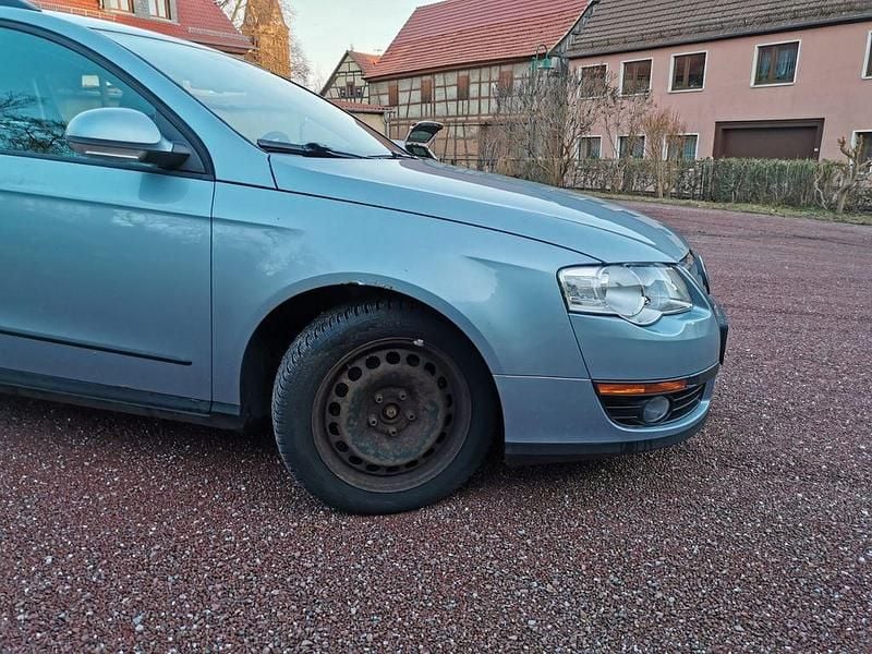 Gebraucht VW Passat Trendline 140 PS (102 kW) 2007 Andere farben Kombi