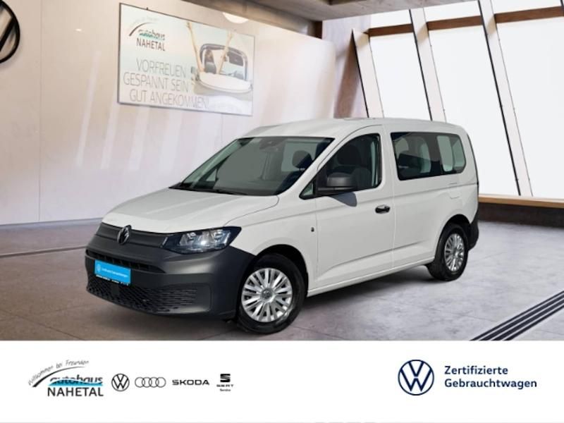 Gebraucht VW Caddy Basis 75 PS (55 kW) 2022 Weiss Van / Kleinbus