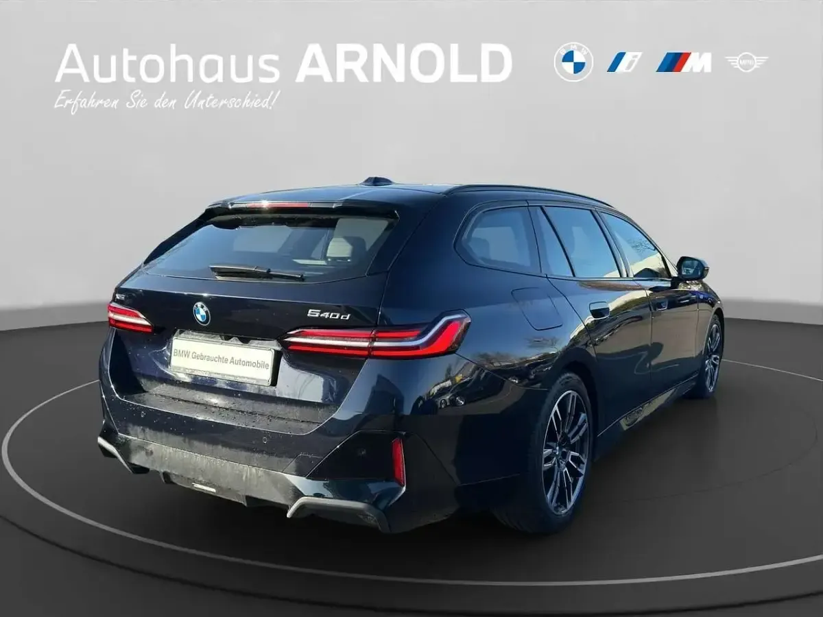 Gebraucht BMW 540 M Sport 286 PS (210 kW) 2025 M carbonschwarz Kombi