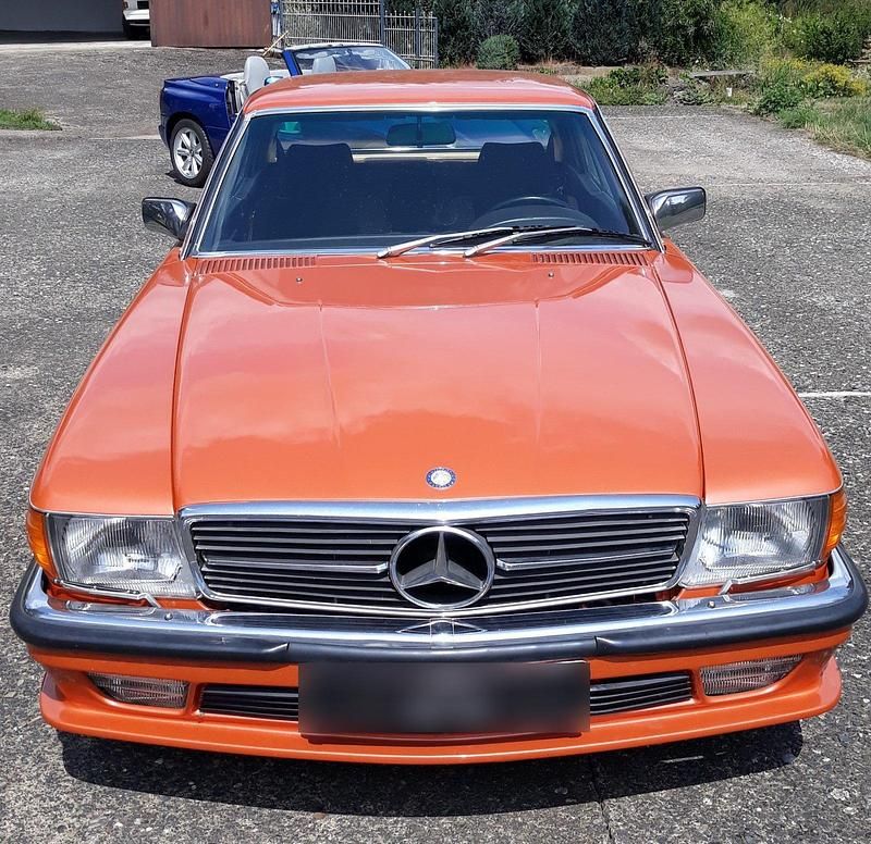 Gebraucht Mercedes 500 241 PS (177 kW) 1980 Orange Coupé