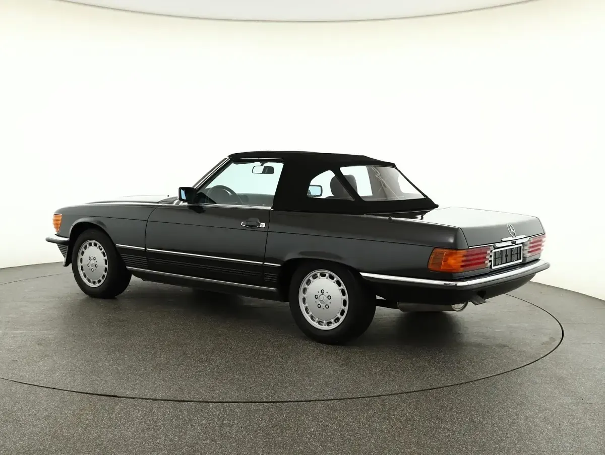 Gebraucht Mercedes SL300 188 PS (138 kW) 1986 Blau blauschwarz metallic Cabrio