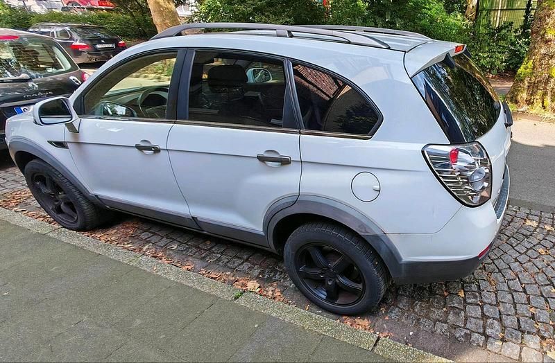 Gebraucht Chevrolet Captiva 184 PS (135 kW) 2011 Weiß SUV