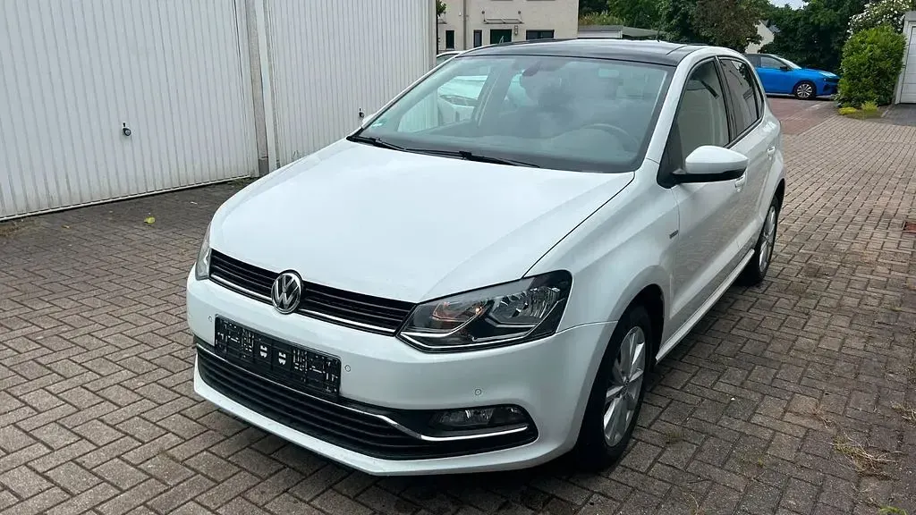 Gebraucht VW Polo 90 PS (66 kW) 2016 Weiß Limousine
