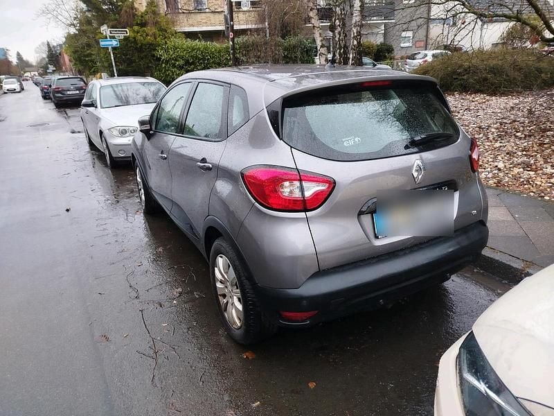 Silber Gebraucht 2014 Renault Captur SUV | 6.800 € (Superpreis) - Bild 1/4