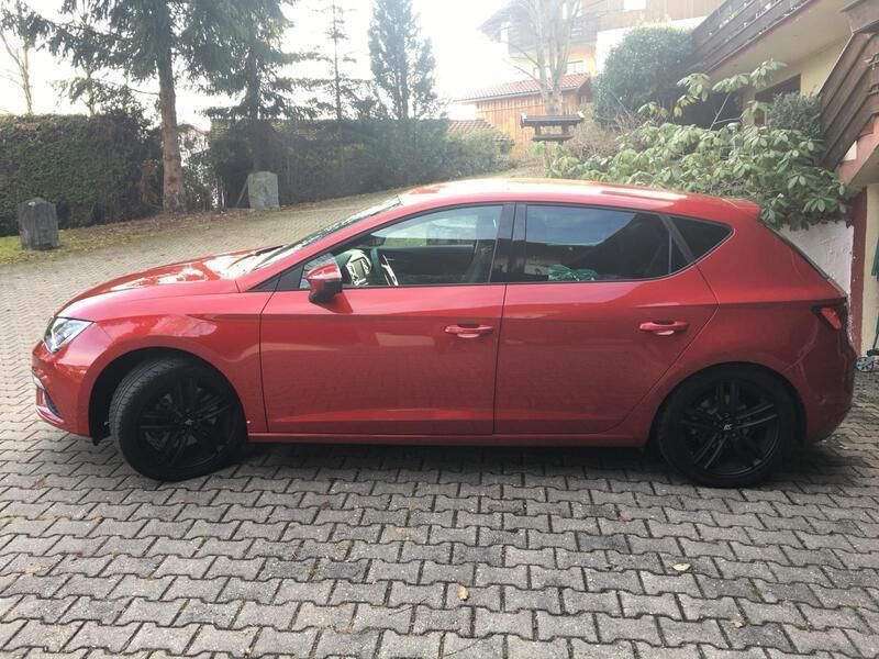 Rot Gebraucht 2018 Seat Leon FR Kombi | 14.900 € (Fairer Preis) - Bild 1/4