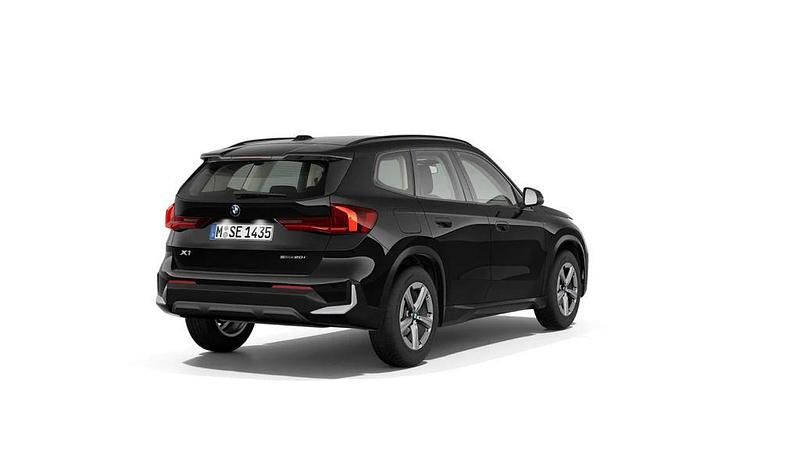 Neu BMW X1 170 PS (125 kW) 2025 Schwarz uni SUV