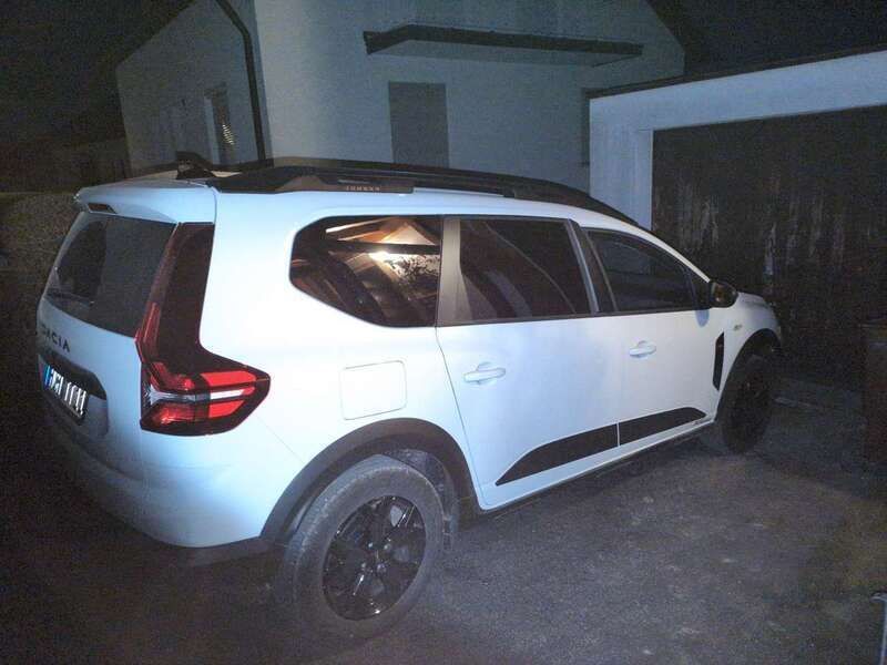 Neu 2025 Dacia Jogger Extreme Van / Kleinbus | 29.000 € (Etwas zu teuer) - Bild 1/1
