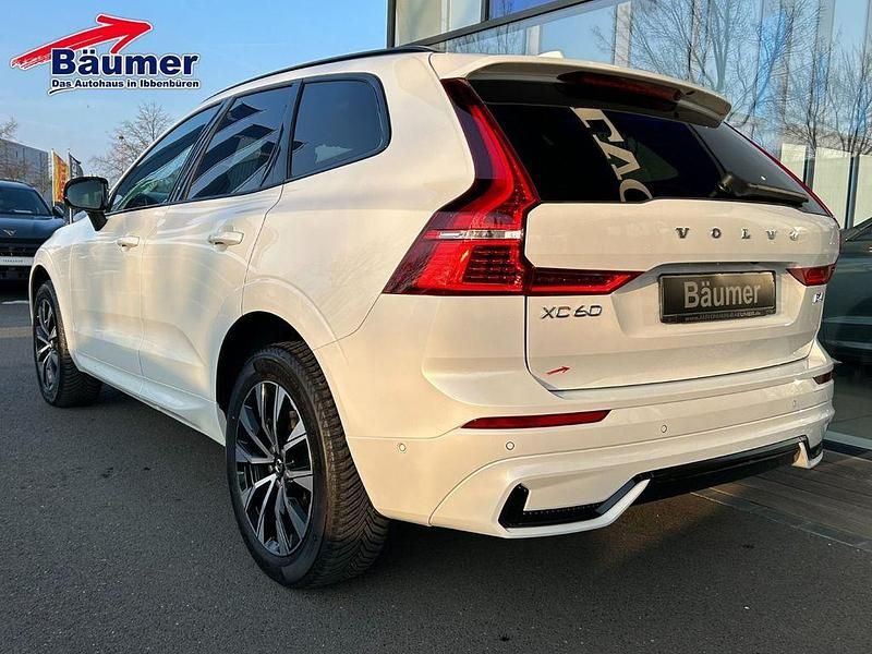 Gebraucht Volvo XC60 Plus 197 PS (144 kW) 2024 Weiß SUV