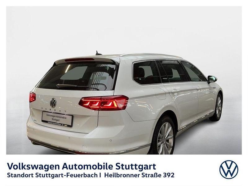 Gebraucht VW Passat GTE 218 PS (160 kW) 2020 0r oryxweiß perlmutteffekt Kombi
