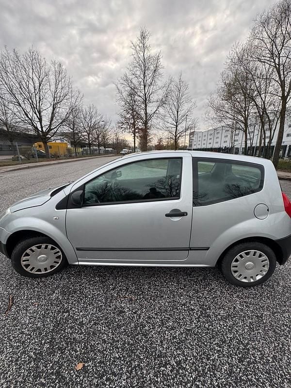 Gebraucht Citroën C2 73 PS (53 kW) 2007 Grau Kleinwagen