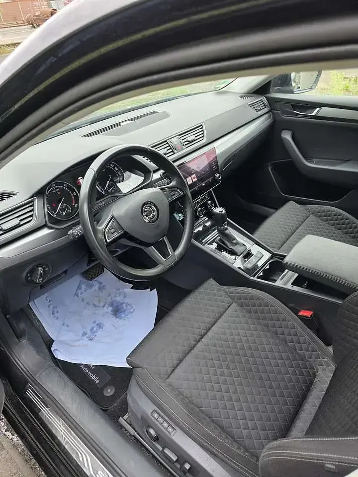 Gebraucht Skoda Superb Style 190 PS (139 kW) 2018 Schwarz Kombi