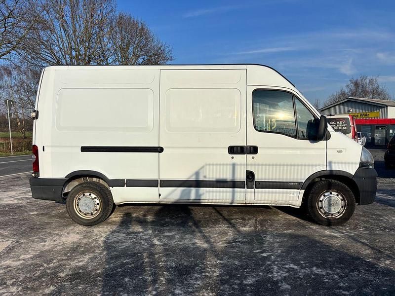 Gebraucht Opel Movano 120 PS (88 kW) 2009 Weiß Limousine