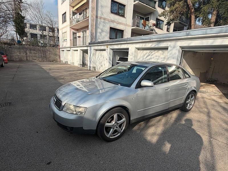 Gebraucht Audi A4 170 PS (125 kW) 2002 Grau Limousine