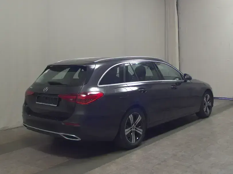 Gebraucht Mercedes C200 Avantgarde 184 PS (135 kW) 2022 Grau Kombi