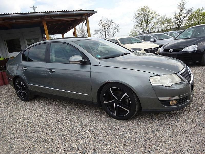 Gebraucht VW Passat Sportline 150 PS (110 kW) 2005 Grün Limousine