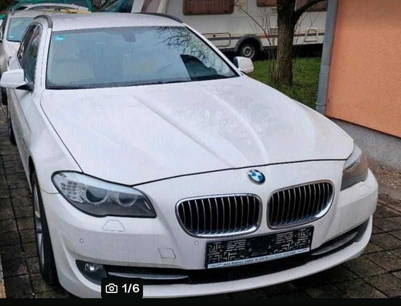 Weiß Gebraucht 2013 BMW 525 Kombi | 6.499 € (Superpreis) - Bild 1/4