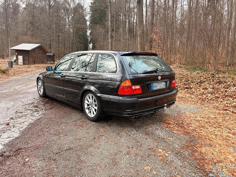 Gebraucht BMW 320 170 PS (125 kW) 2003 Schwarz Kombi
