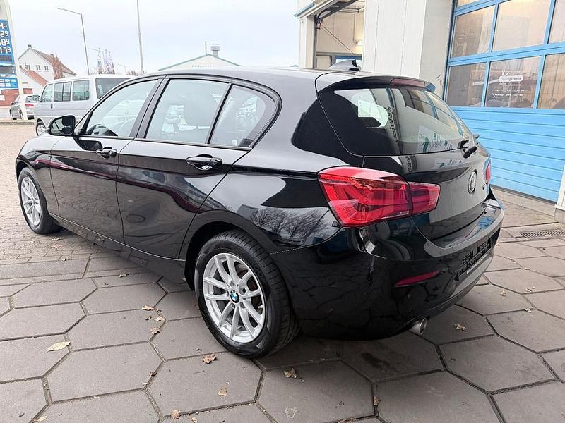 Gebraucht BMW 116 Advantage 116 PS (85 kW) 2018 Schwarz Kleinwagen