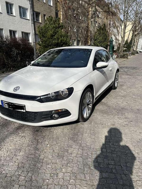 Gebraucht VW Scirocco 160 PS (117 kW) 2010 Weiß Coupé