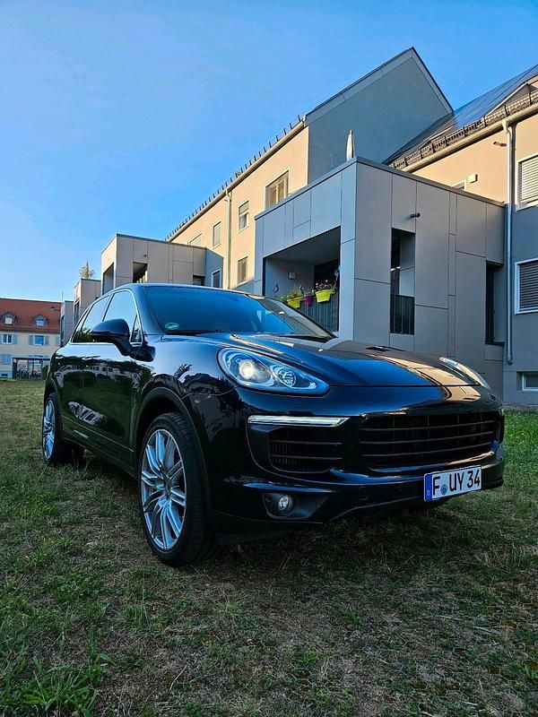 Schwarz Gebraucht 2016 Porsche Cayenne SUV | 26.900 € (Guter Preis) - Bild 1/4