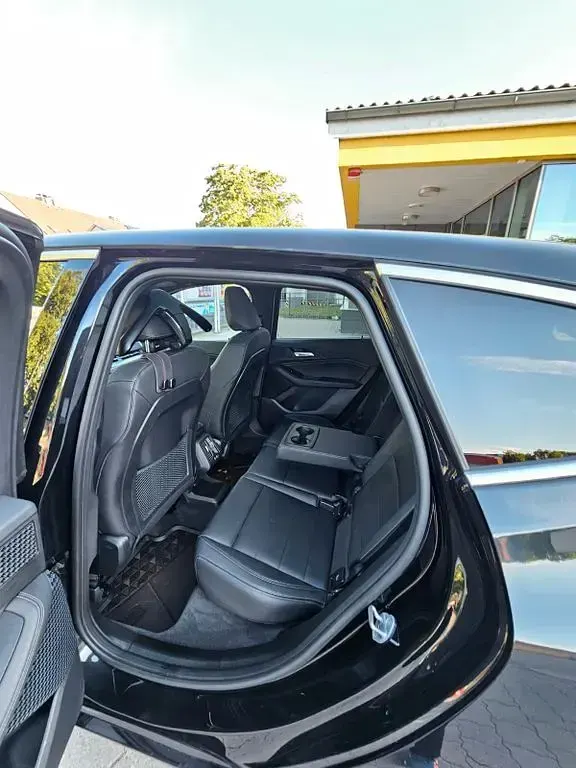 Gebraucht BMW 223 Active Tourer Sport Line 218 PS (160 kW) 2022 Schwarz Van / Kleinbus