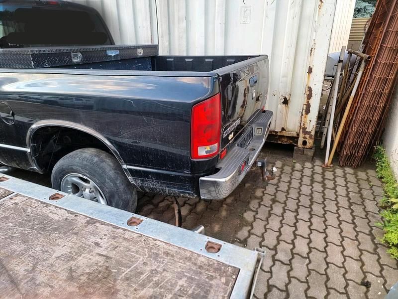 Gebraucht Dodge Ram 350 PS (257 kW) 2004 Schwarz Abholung