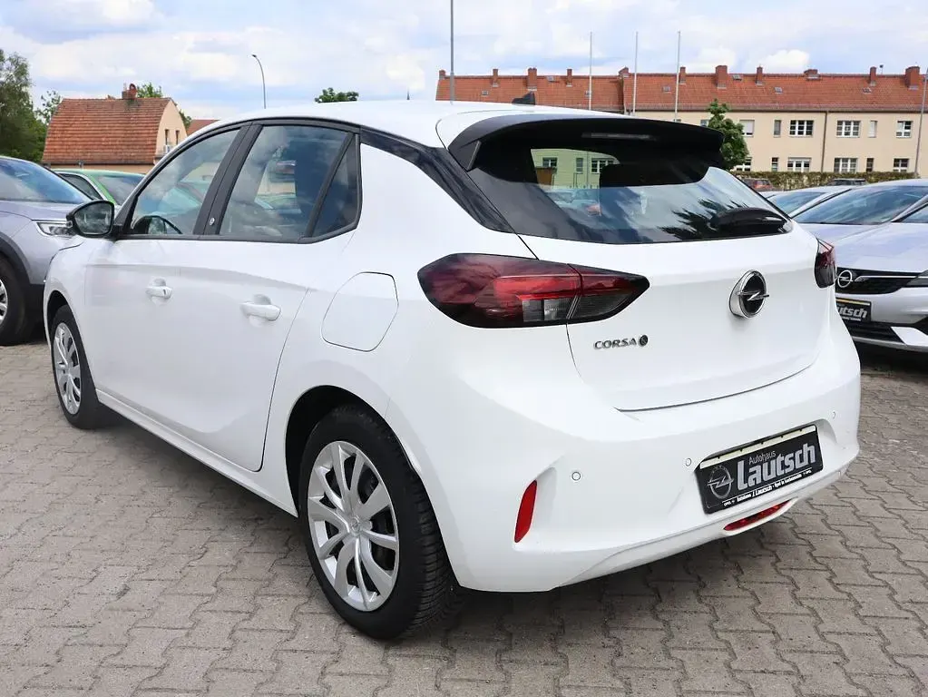Usado Opel Corsa-e Edition 100 kW (136 HP) 2022 Branco Citadino