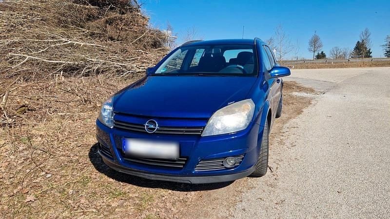 Second-hand Opel Astra 105 CP (77 kW) 2005 Albastru Break