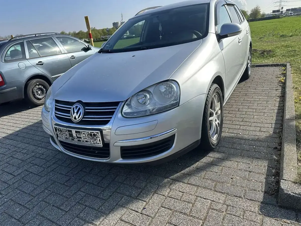 Gebraucht VW Golf V Edition 105 PS (77 kW) 2008 Silber Kombi