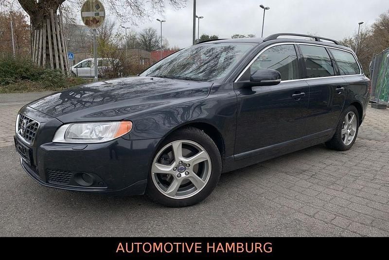Gebraucht Volvo V70 114 PS (83 kW) 2012 Schwarz Kombi