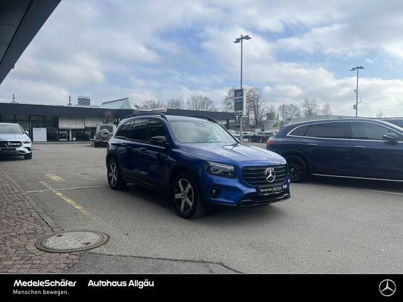 Gebraucht Mercedes GLB220 Progressive 190 PS (139 kW) 2024 Lack spektralblau (metallic) SUV
