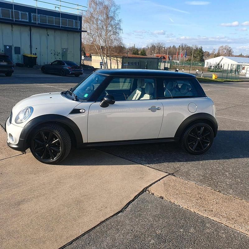 Gebraucht Mini Cooper 122 PS (89 kW) 2012 Silber Kleinwagen