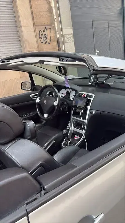Gebraucht Peugeot 307 CC 140 PS (102 kW) 2005 Blau Cabrio