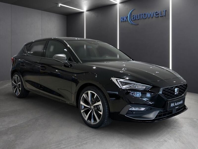 Gebraucht Seat Leon FR 150 PS (110 kW) 2024 Schwarz Limousine