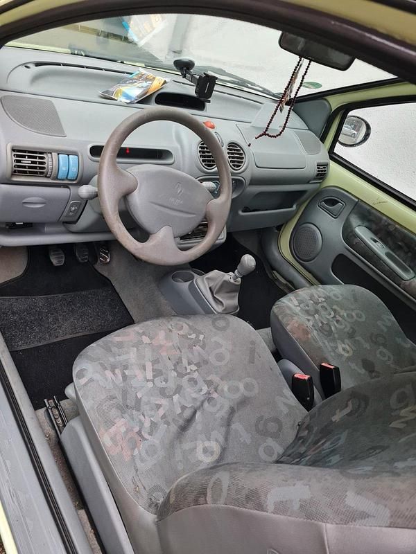 Gebraucht Renault Twingo 58 PS (42 kW) 2006 Grün Kleinwagen