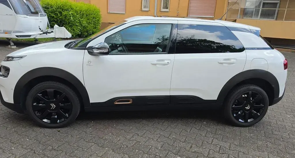 Second-hand Citroën C4 Origins 110 CP (80 kW) 2019 Alb Berlinǎ