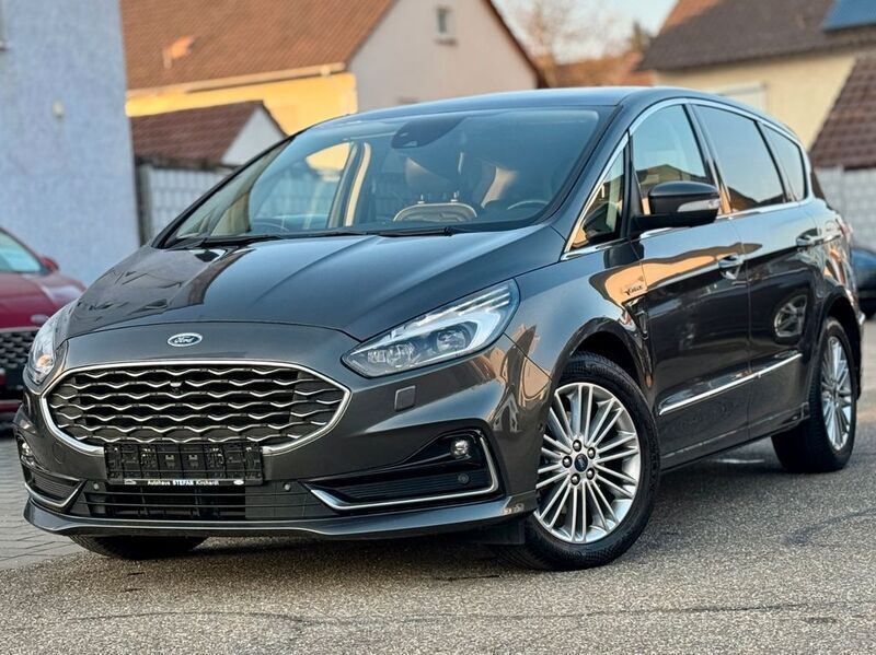 Magneticgrau (metallic) Gebraucht 2019 Ford S-MAX Vignale Van / Kleinbus | 23.890 € (Fairer Preis) - Bild 1/4