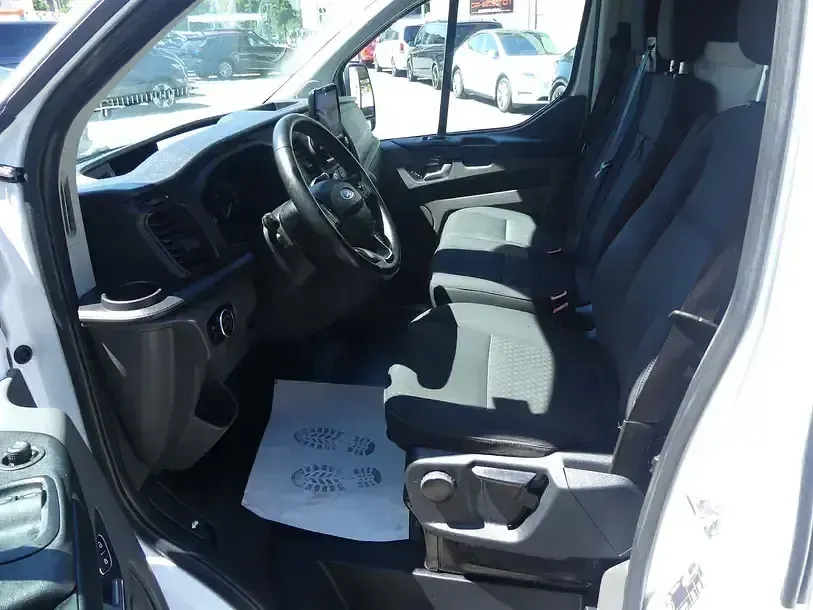 Gebraucht Ford Transit Custom 140 PS (102 kW) 2020 Frostweiß Van / Kleinbus