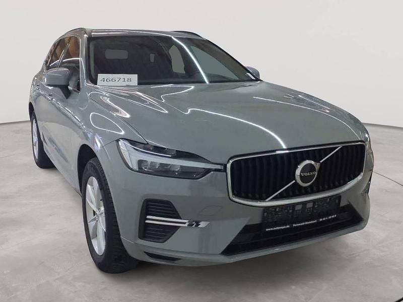 Gebraucht Volvo XC60 Core 197 PS (144 kW) 2023 Vapour grey SUV