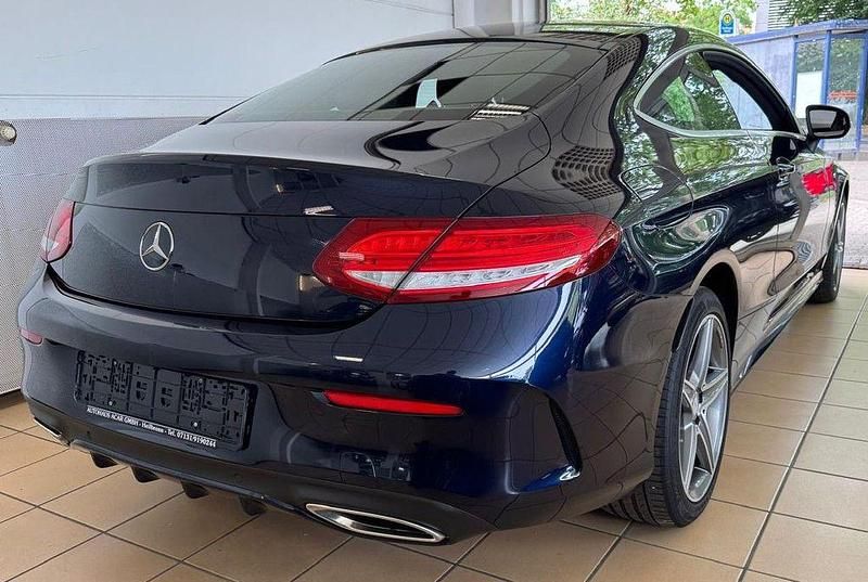 Gebraucht Mercedes C400 AMG line 333 PS (244 kW) 2017 Blau Coupé
