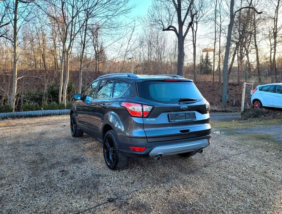 Używany Ford Kuga Cool & Connect 150 KM (110 kW) 2018 Szary SUV
