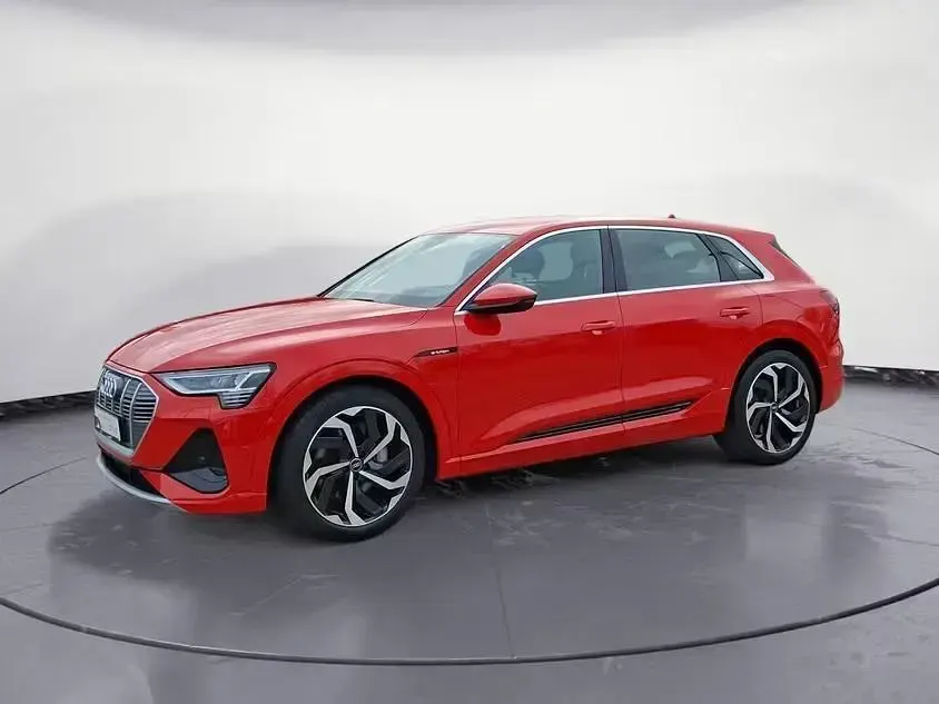 Second-hand Audi e-tron S-Line 230 kW (313 CP) 2022 SUV