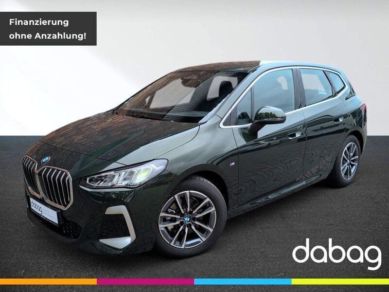 Grün Gebraucht 2023 BMW 220 Active Tourer M Sport Van / Kleinbus | 29.690 € (Superpreis) - Bild 1/4
