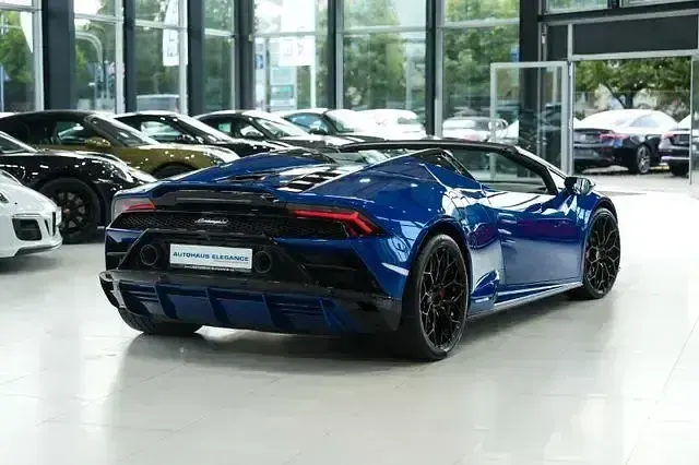 Gebraucht Lamborghini Huracán 639 PS (469 kW) 2022 Blu sideris Cabrio