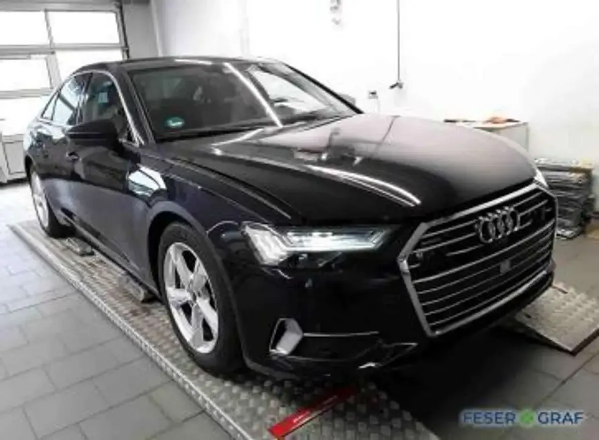 Gebraucht Audi A6 Sport 245 PS (180 kW) 2021 Blau Limousine