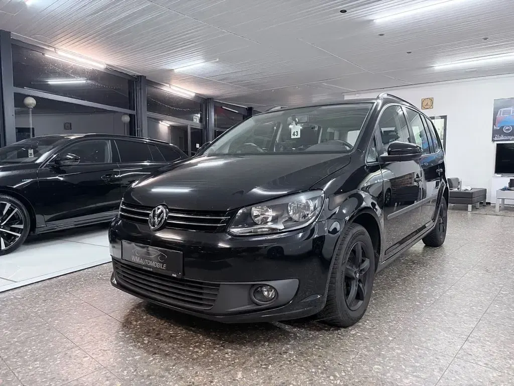 Gebraucht VW Touran Trendline 105 PS (77 kW) 2012 Van / Kleinbus