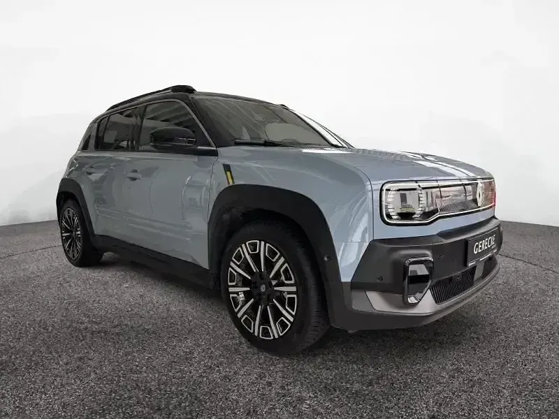 Gebraucht Renault 4 E-Tech Iconic 110 kW (150 PS) 2025 Schwarz SUV